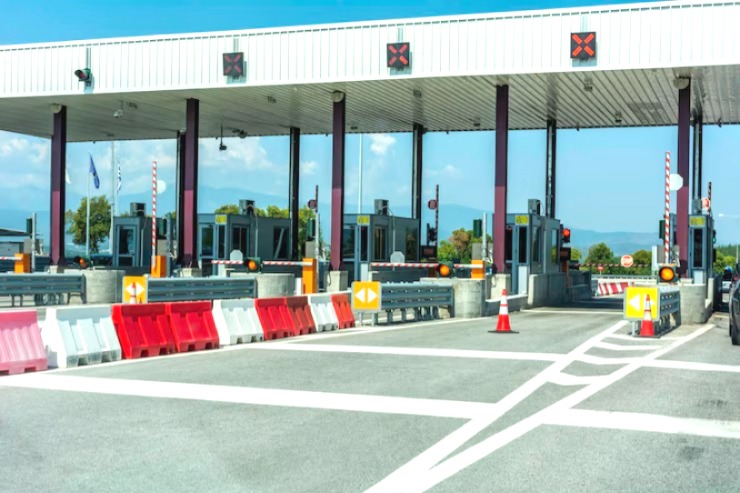 fastag, fastag annual pass, FASTag recharge, toll plaza, what is fastag pass, fastag pass benefits, how to get fastag pass,
