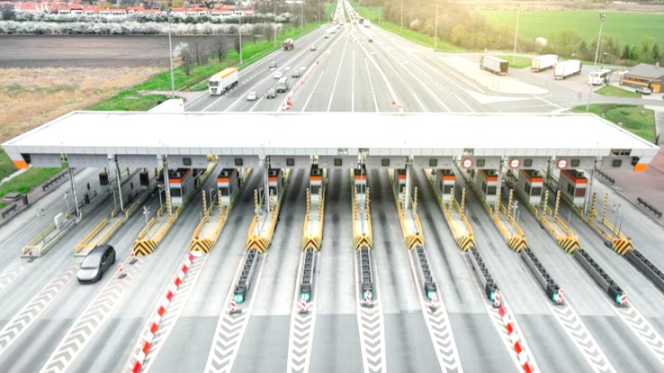 fastag, fastag annual pass, FASTag recharge, toll plaza, what is fastag pass, fastag pass benefits, how to get fastag pass,