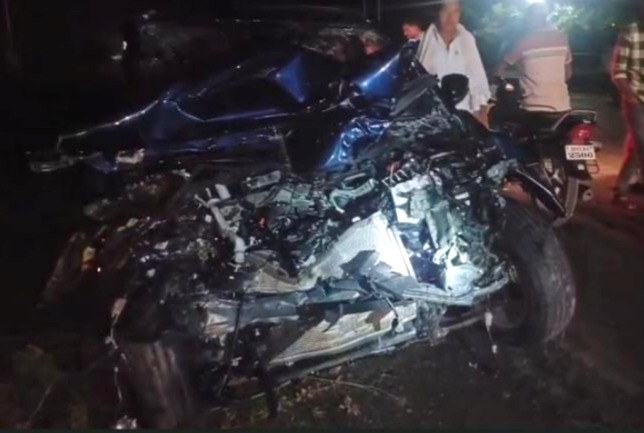 Road accident, MP Road accident, Road accident in MP, Madhya Pradesh, Truck collision in Rajgarh, Pickup car accident Shajapur, Bike accident Singrauli, Highway Accident