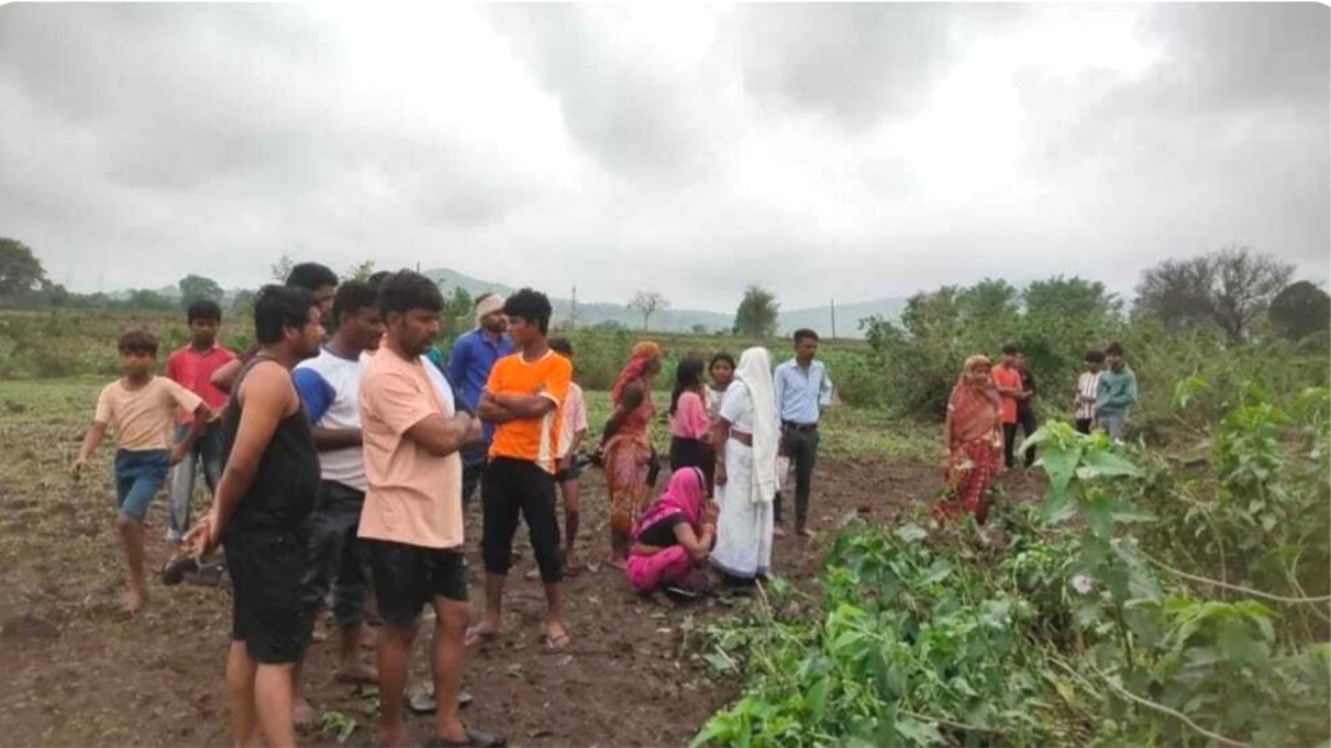 Mysterious voice in fields, Mysterious sound in Dindori, Mingdi village, strange noise, Scientific reason, weird sounds, Black soil geological activity, Superstitions in rural India, Madhya Pradesh, Dindori, Mingdi village, MP village, Mysterious voice