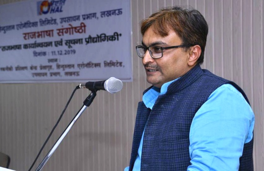 Lucknow University, Professor Ravikant Chandan, Dhirendra Shastri women trafficking, Bageshwar Dham, Dhirendra Shastri, Who is Ravikant Chandan, Women trafficking allegations, Religious sentiments, Social media controversy Chhatarpur Police, Sanatan Dharma X post controversy, Dhirendra Krishna Shastri, Dhirendra Shastri controversy, Women trafficking